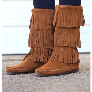Minnetonka 3 layer fringe boots